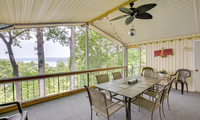 Byrdstown Casa | Bright Byrdstown Home w/ Views of Dale Hollow Lake