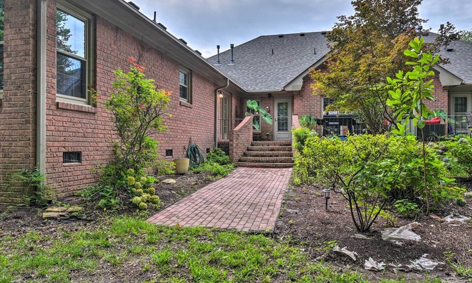 Western Branch North Cabaña | Bright Chesapeake Home Near Shopping & Dining