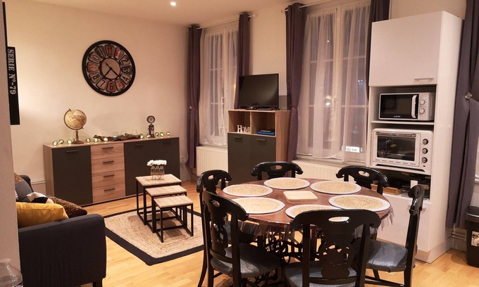 Cany-Barville Apartamento | Bright, comfortable family duplex