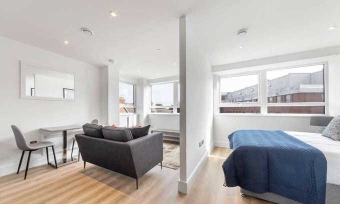 East Grinstead Apartamento | Bright Contemporary Studio in East Grinstead