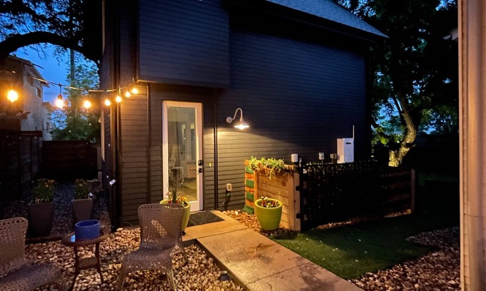 Galindo Casa | ¡Nueva casa de huéspedes contemporánea en S Austin lista para SXSW! S Lamar, SoCo, Dwntn!