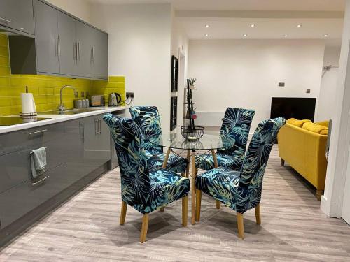 Cwmbrwla Apartamento | Bright & Cosy Retreat in Swansea