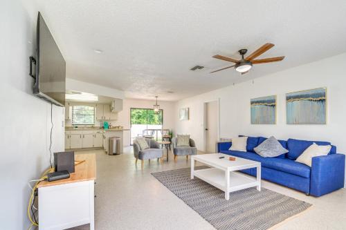 Crystal River Casa | Bright Crystal River Home about 2 Mi to State Parks!
