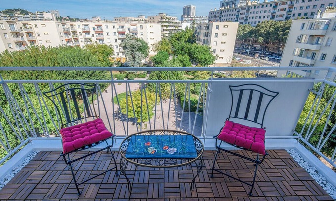 Saint-Giniez Apartamento | Bright flat close to the beach
