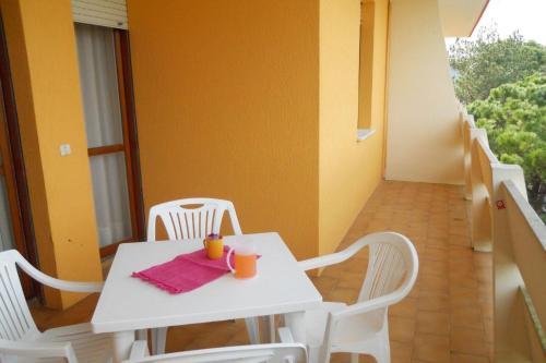 Bibione Lido dei Pini Apartamento | Bright flat with a wide terrace - Beahost Rentals