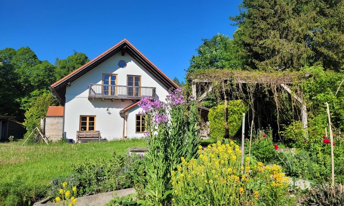 Rott Casa | Brillante casa de vacaciones en un claro