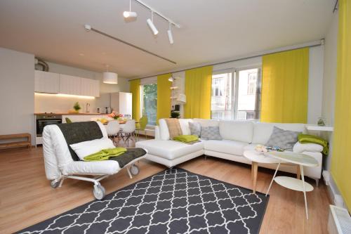 Tatari Apartamento | Bright Home