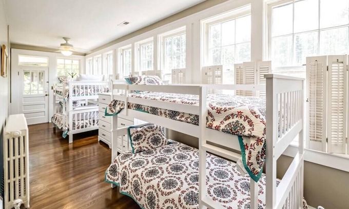 Tazewell Casa | Bright Hopkins Room at historic Litz Mansion, Tazewell VA