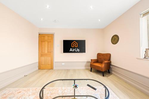 Paisley Casa | Bright & Modern 3-Bed House Next To Glasgow Airport