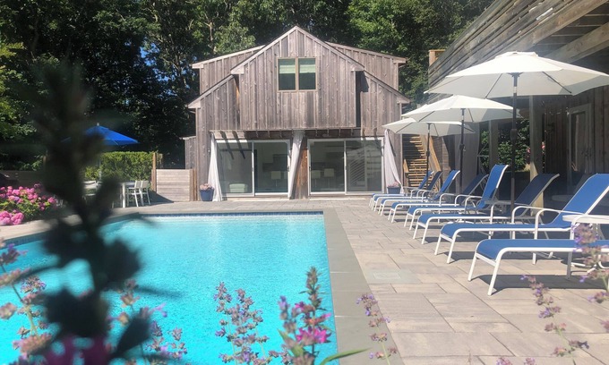 North Sea Casa | Casa de piscina moderna recientemente renovada