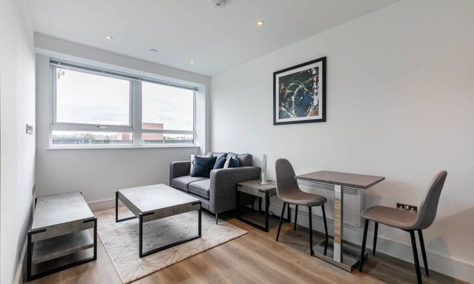 East Grinstead Apartamento | Bright & Modern Studio Apartment in East Grinstead