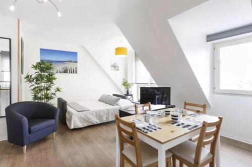Parame Apartamento | Bright nest in Saint-Malo - 6 min from the beach