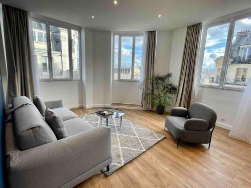 Quartier du Mail Apartamento | Bright newly renovated apt with AC