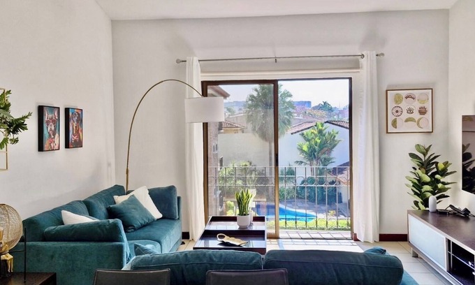 Escazú Apartamento | Bright, Peaceful Escape in Prime Escazú