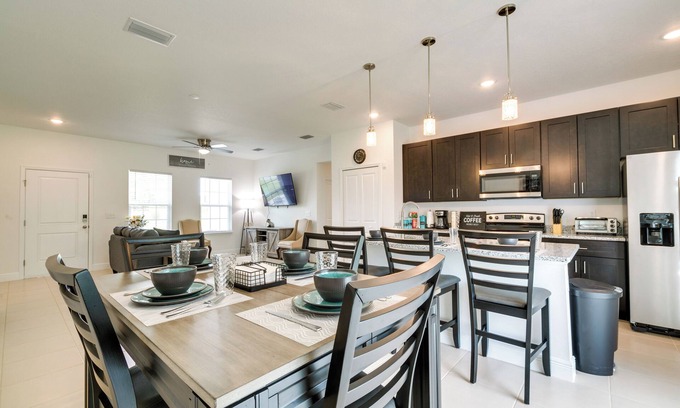 Ocala Casa | Bright, Pet-Friendly Home: 16 Mi to Downtown Ocala