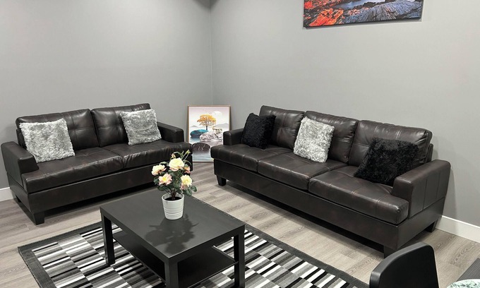 Northeast Edmonton Casa | Bright Place, A Place like no other