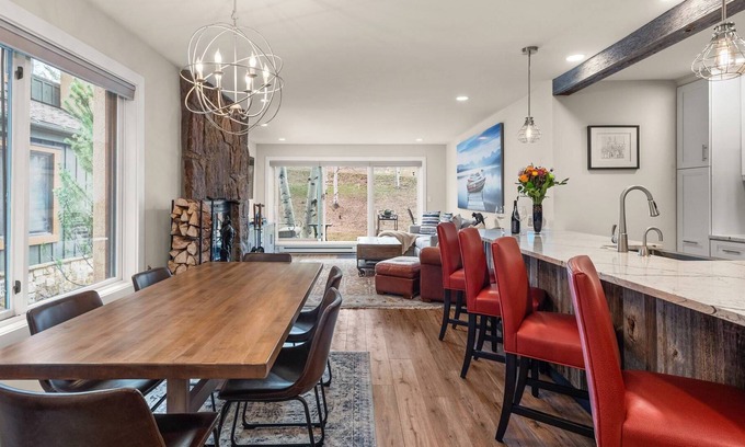 Snowmass Village Condominio | 10% off your Summer Getaway! Stay 5+ nights now through Labor Day