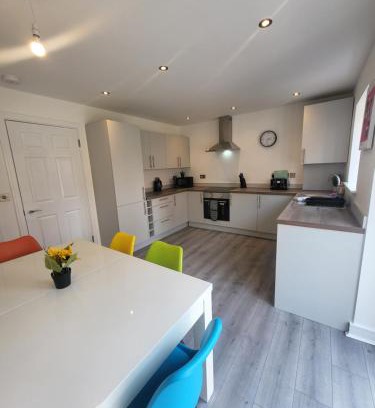 Rotherham Casa | Bright & Spacious 3-Bed Rotherham Home Ideal for Families or Contractors
