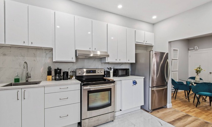 De Lorimier Apartamento | Bright,spacious Apt, Fully Equipped, W/balcony, and Air Conditioning