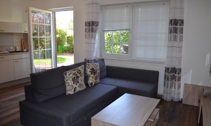 Wangerland Apartamento | Apartamento modernizado con factor de bienestar "yate"