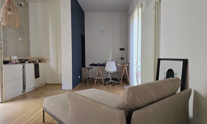 Forli Apartamento | Estudio minimalista en el centro histórico de Forli.