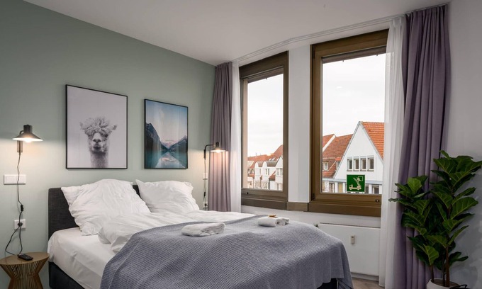 Lippstadt Apartamento | ☆BRIGHT: Stylish for 2 | City Center | Kitchen