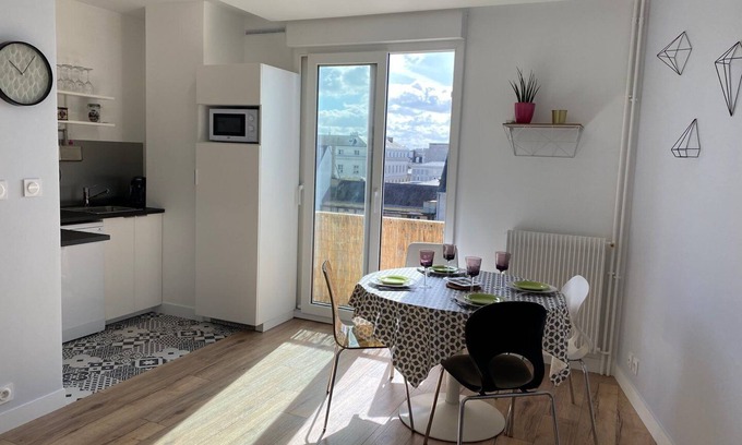 Old Town Apartamento | Bright T2 apartment in the center of Tours