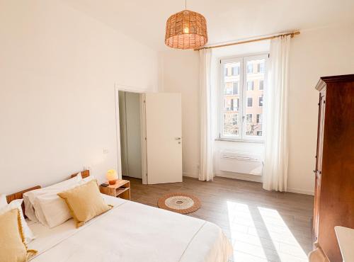 Prati Apartamento | Bright Vatican Apartment