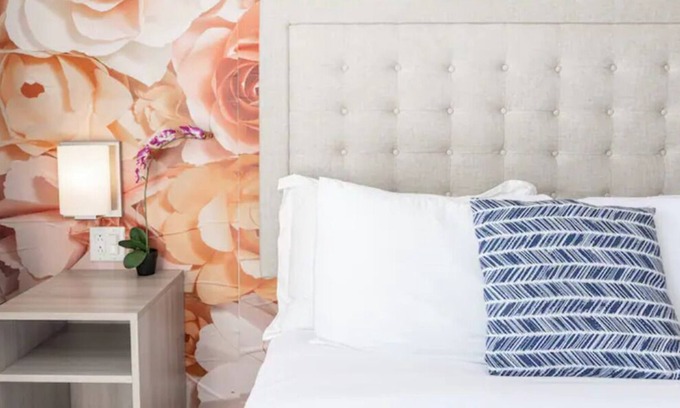 Old Town Casa | Bright Vibes Oldtown Apt w/ WiFi + Cable