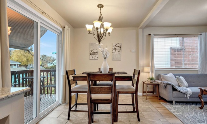 Brighton Casa | Brighton Guesthouse - Walk to Metro