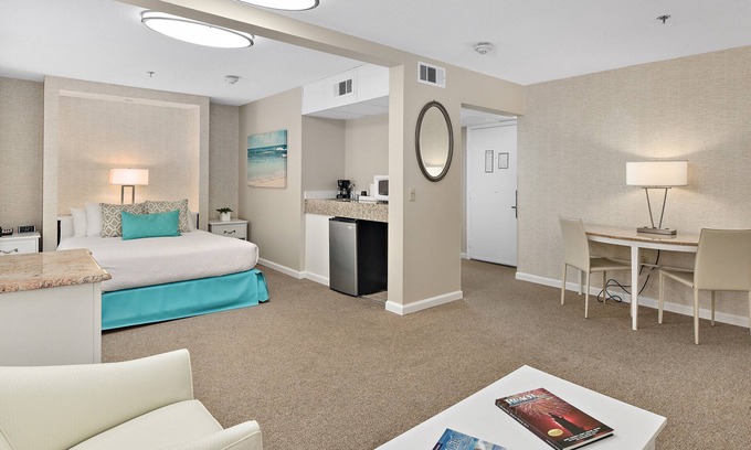South Rehoboth Hotel | Brighton Suites Hotel