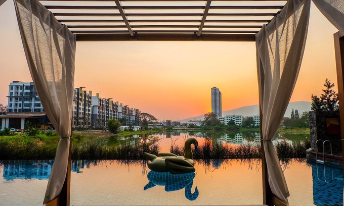 Nong Pa Khrang Hotel | Brique Hotel Chiang Mai