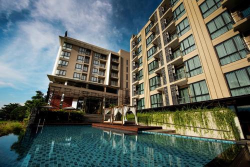 Nong Pa Khrang Hotel | Brique Hotel Chiangmai