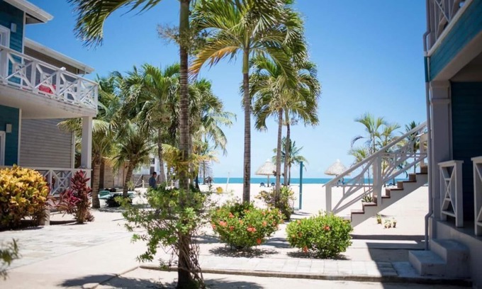 Placentia Hotel | Brisa Oceano Resort