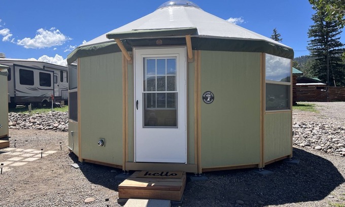 South Fork Cabina | Bristlecone Yurt at Aspen Ridge Cabins