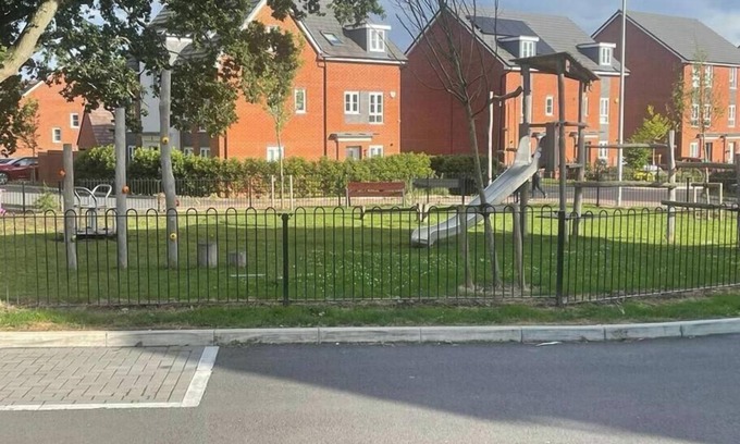 Patchway Casa | Bristol Unique Townhouse - 4 Bedroom House