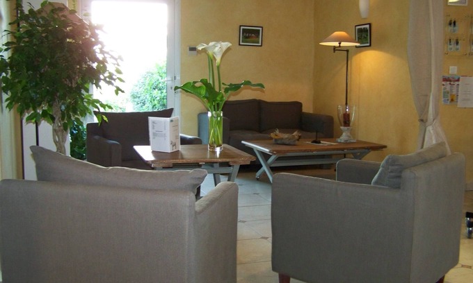 Nogent-le-Rotrou Hotel | Brit Hotel Du Perche