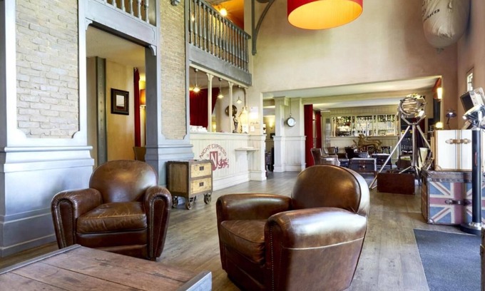 Cholet Hotel | Brit Hotel Essentiel CHOLET
