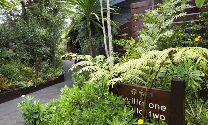 Burnt Pine Villa | Broad Leaf Villas
