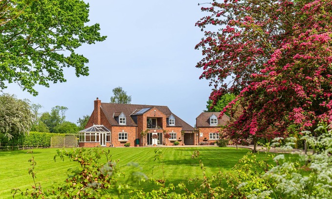Lincoln Cabaña | Casa de hoja ancha, SKELLINGTHORPE