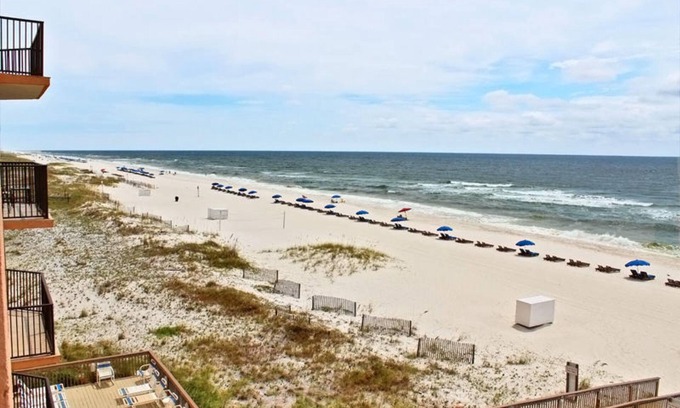 Orange Beach East Condominio | Broadmoor 304