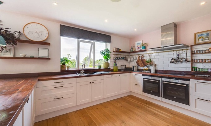 Galmpton Casa | Broadsands Beach House