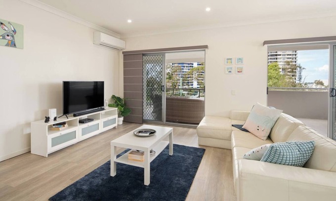 Runaway Bay Apartamento | Broadwater Days Breezy Resort Living by the Bay