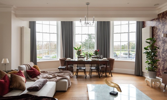 Plaistow and Sundridge Apartamento | Bromley- Exclusively luxurious, high spec 2 bed/2 bath flat on private grounds