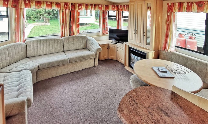Aberystwyth Casa | Bronze Plus 2 (Pets)