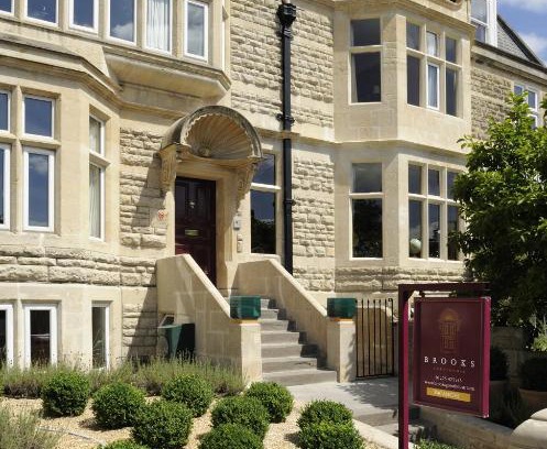 Bath Casa | Brooks Guesthouse