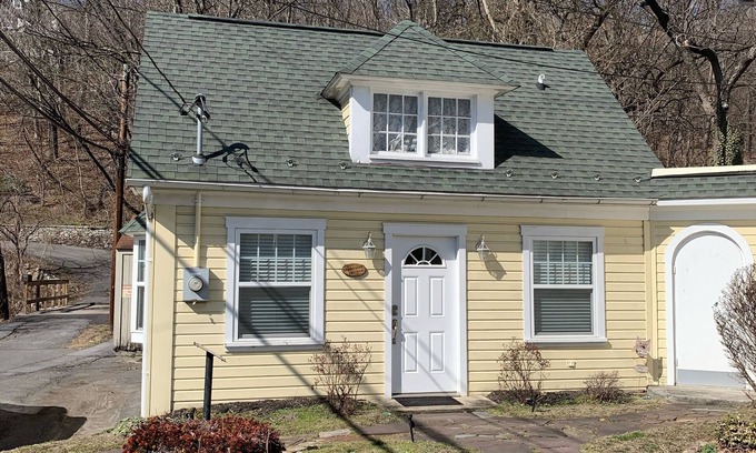 Berkeley Springs Cabaña | Brookside Cottage is a beautiful open concept doll house stay for two.