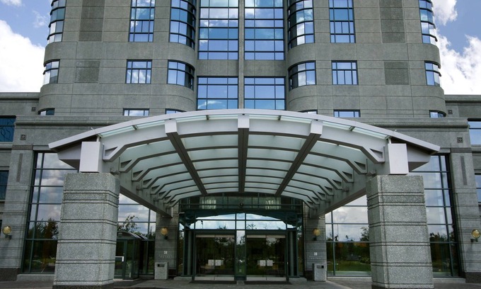 Kanata Lakes - Marchwood Lakeside - Morgan's Grant - Kanata Hotel | Brookstreet