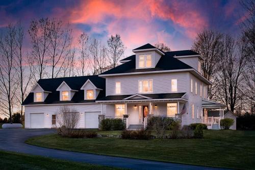 Williamsburg Casa | Broomhead Farmhouse
