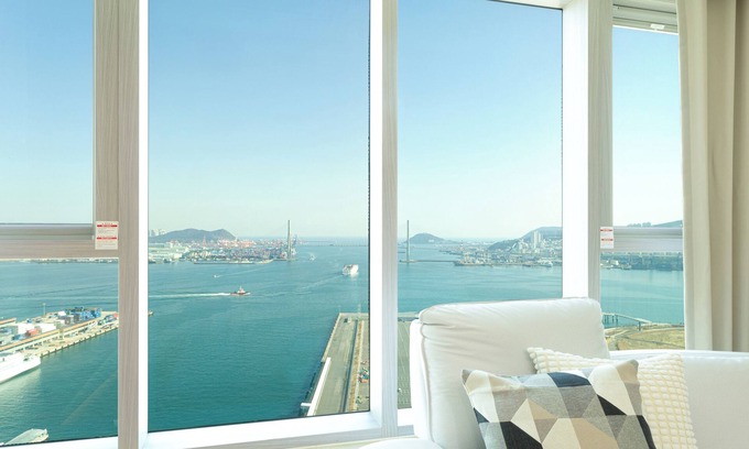 Choryang Apartamento | Brown Suites Busan